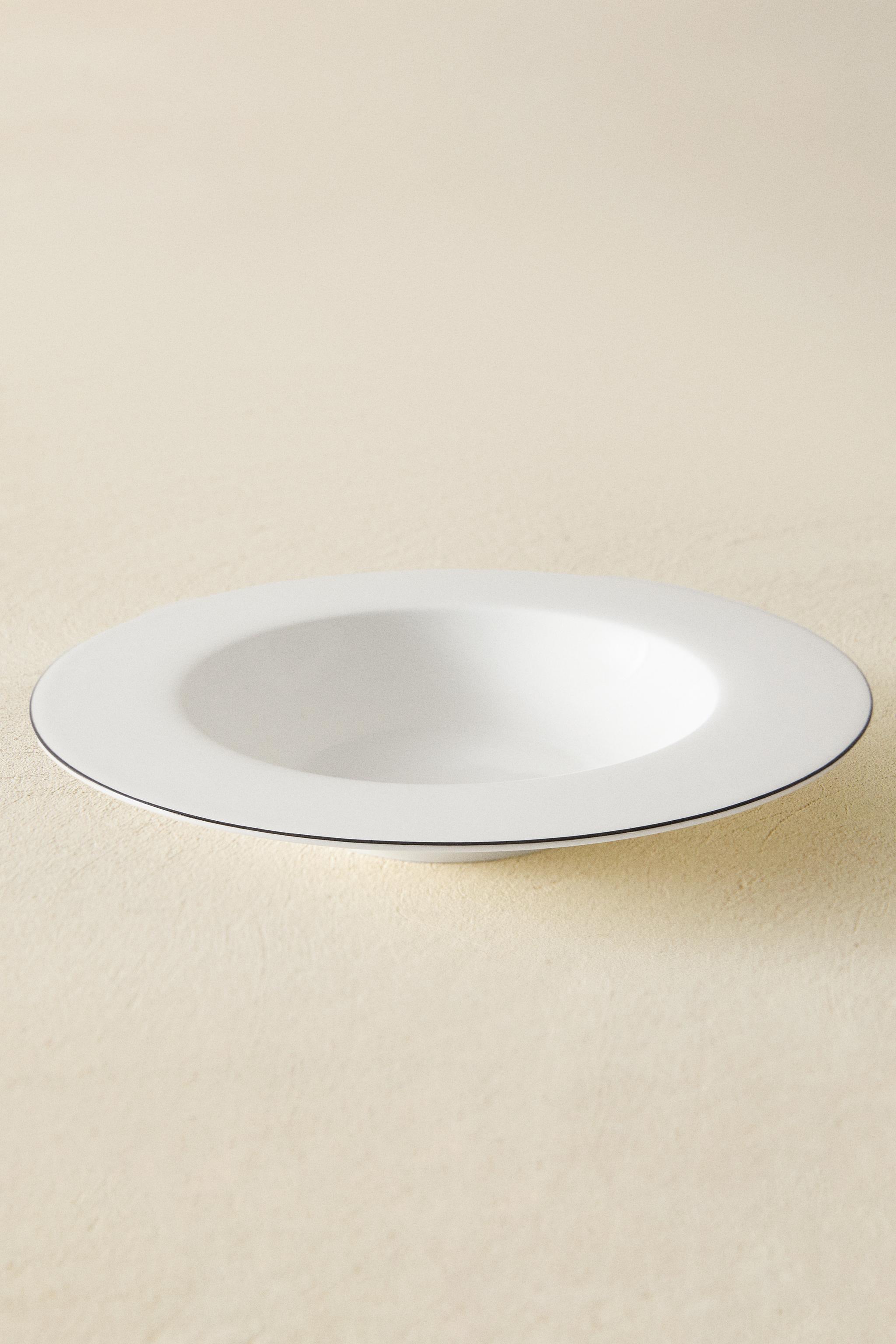 BONE CHINA SOUP PLATE WITH BLACK RIM